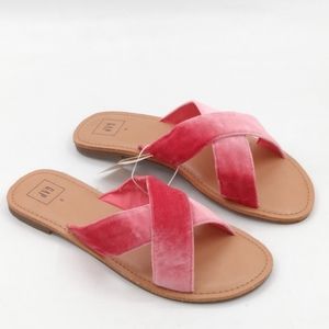 Women's Gap Slip-On Pink Velvet Sandals